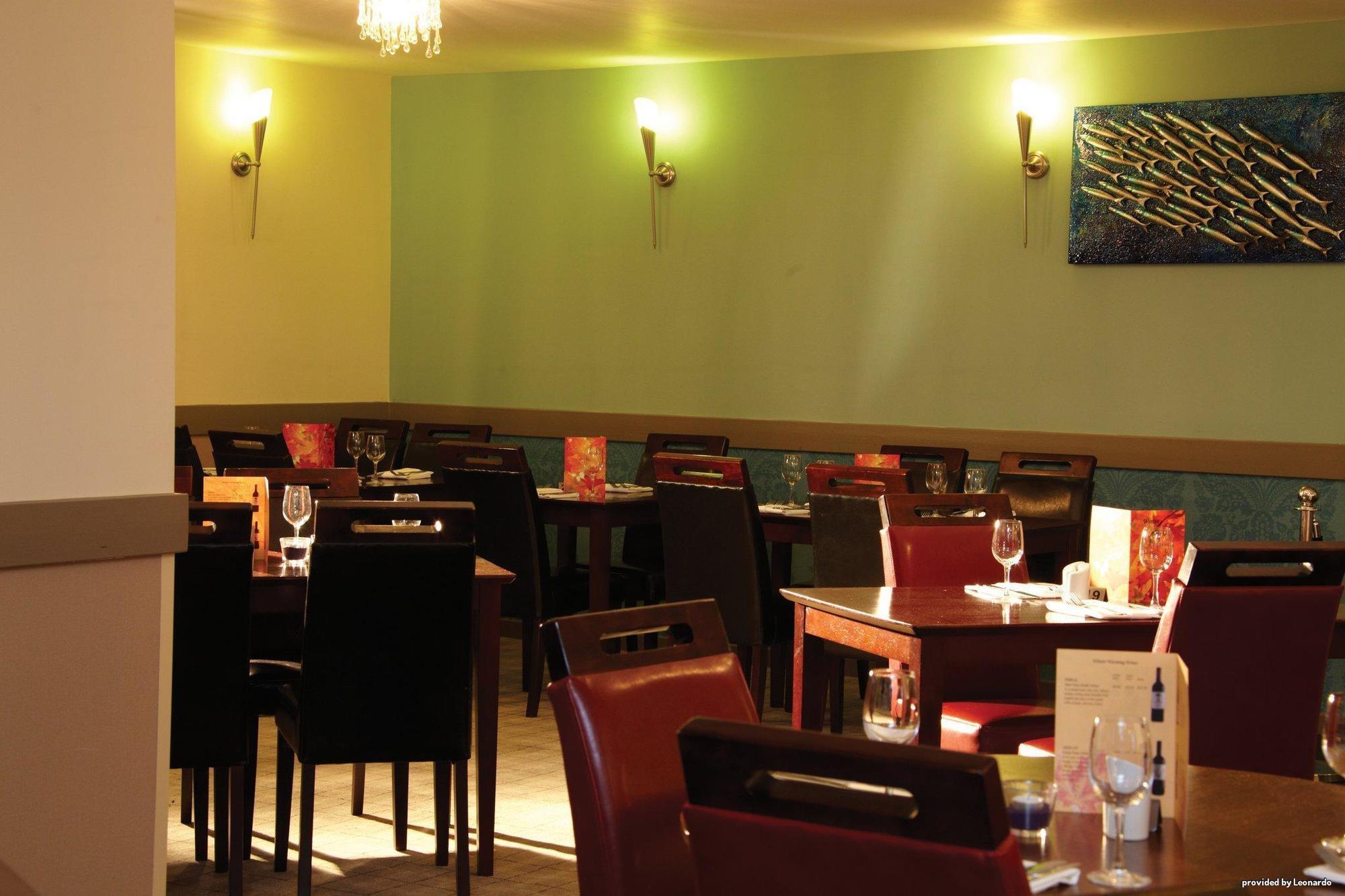 Buchanan Arms Hotel & Leisure, Sure Hotel Collection Drymen Restoran fotoğraf